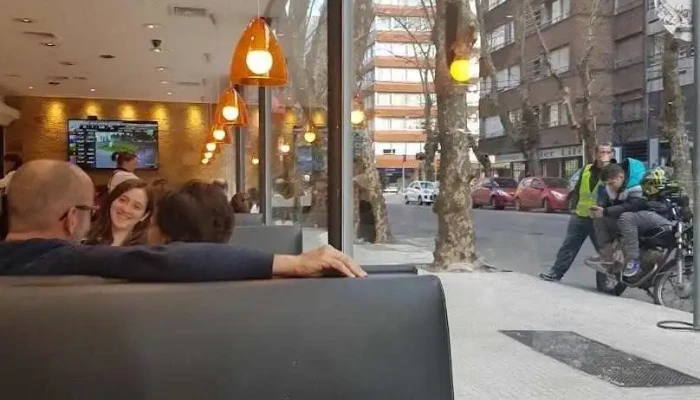 La Pasiva Pocitos -  Comida Reconfortante - Montevideo