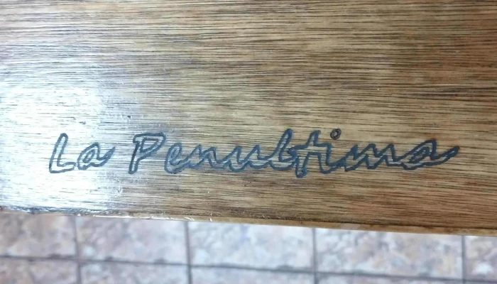 La Penultima Bar -  Comentario 2 - Montevideo