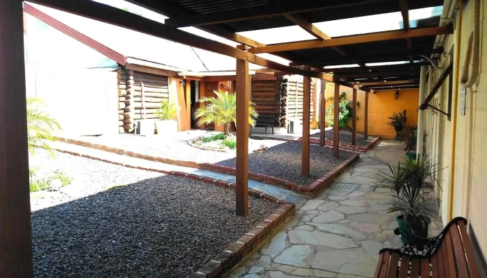 La Posada -  De Los Visitantes - Treinta y Tres