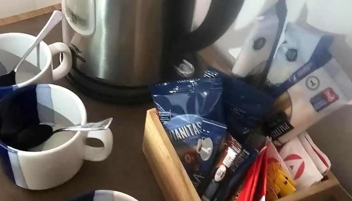 La Posada Del Mister -  Comida Y Bebida - Cerro Chato