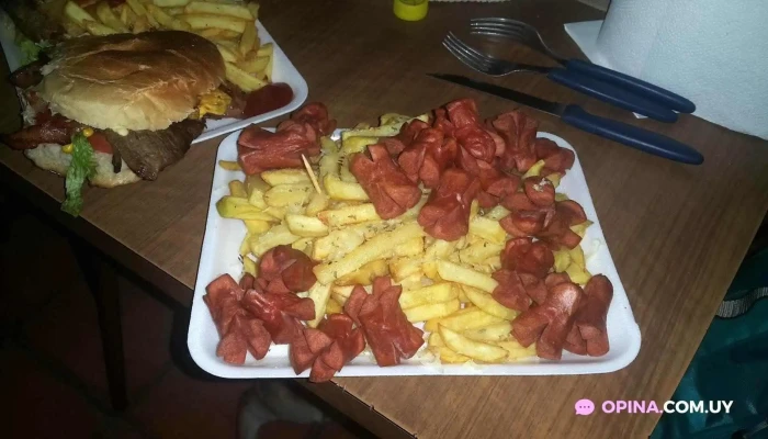 La Proa Food House -  Comida Y Bebida - Ciudad del Plata