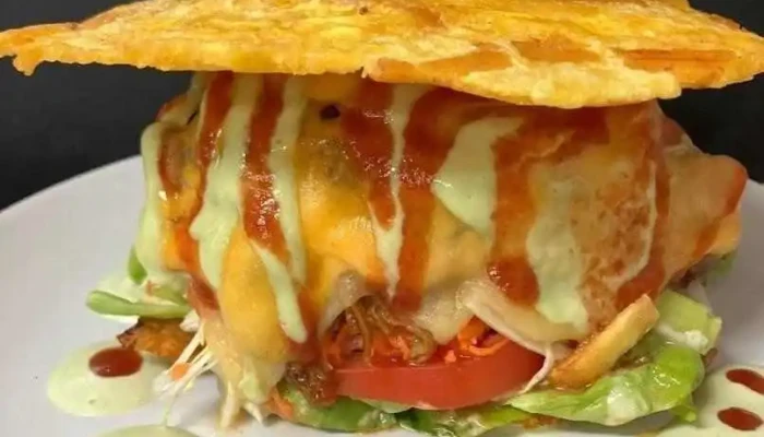 La Reina De La Comida Venezolana -  Comida Y Bebida - Montevideo