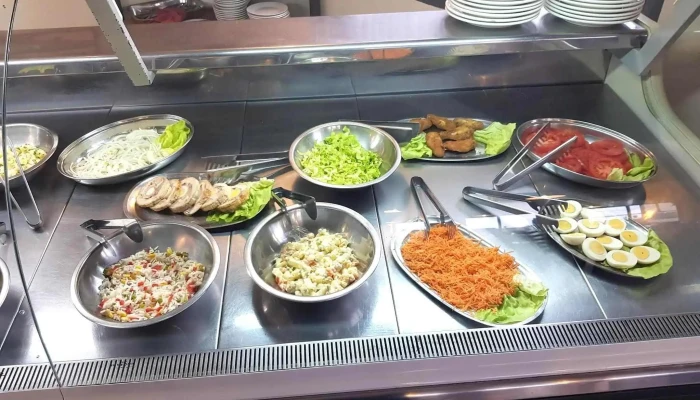 La Rueda Parrillada Y Restaurante -  Comidas Y Bebidas - Tacuarembó