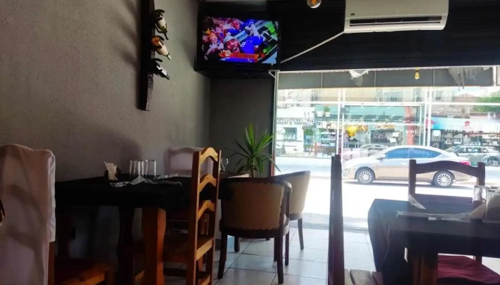 La Rueda -  Restaurante Parrillada Viandas Ambiente - Rivera