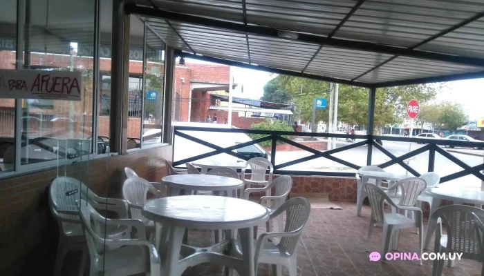 La Siciliana -  Pizzeria Ambiente - Montevideo