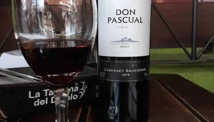La Taberna Del Diablo -  Vino - Montevideo