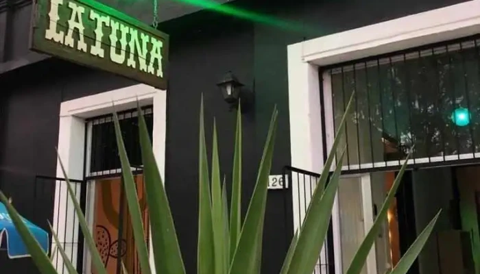 La Tuna Empanadas Bistro Todas - Rivera