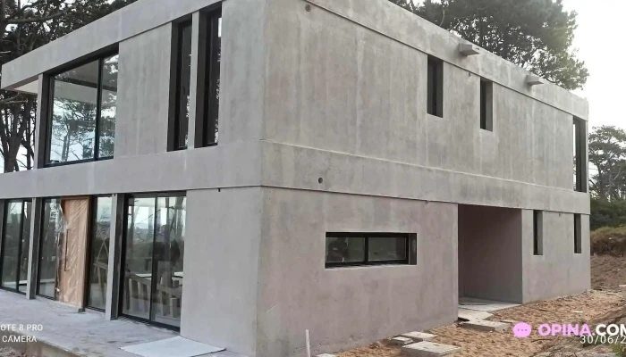 La Uruguaya -  Exterior - Ocean Park