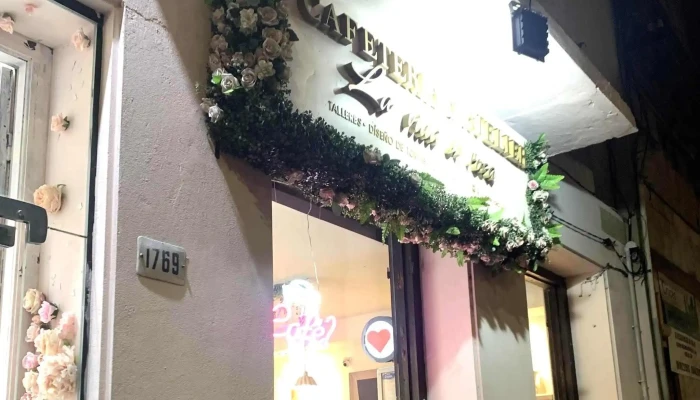 La Vida En Rosa -  Comentario 5 - Montevideo