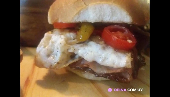 La Zarpada -  Comida Y Bebida - La Paloma