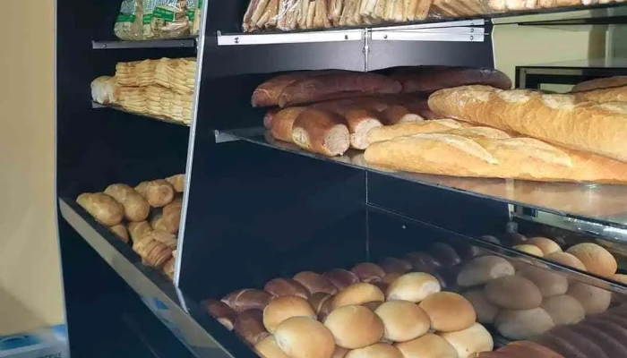 La48 -  Vitrina - Las Piedras