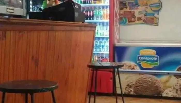 Lancheria Yober Ambiente - Tranqueras