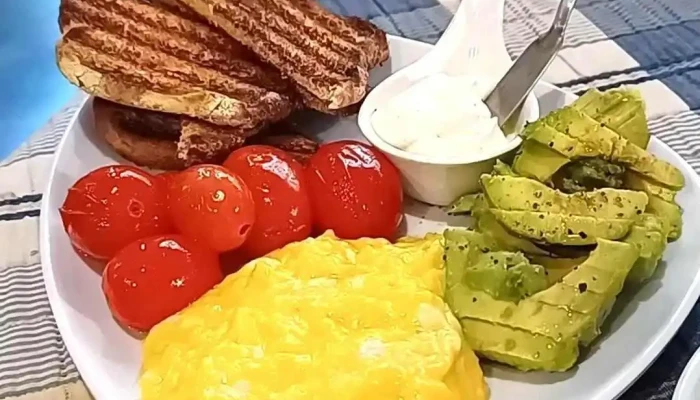 Las Cabras Cafe Videos - Montevideo