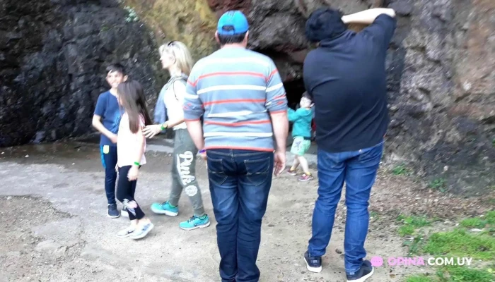 Las Grutas -  Videos - Punta Ballena