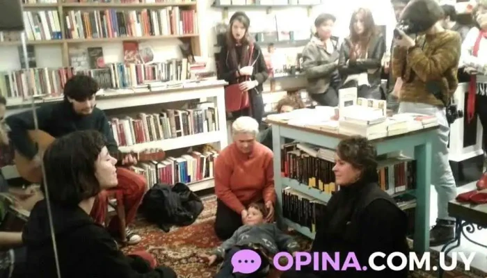 Las Karamazov -  Del Propietario - Montevideo