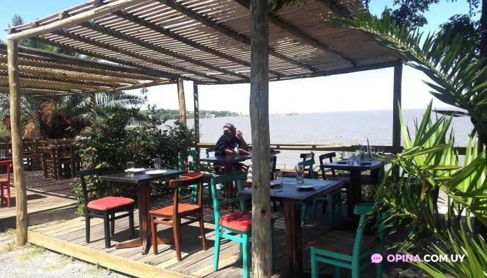 Las Tunas Beach Bar -  Ambiente - Col. del Sacramento
