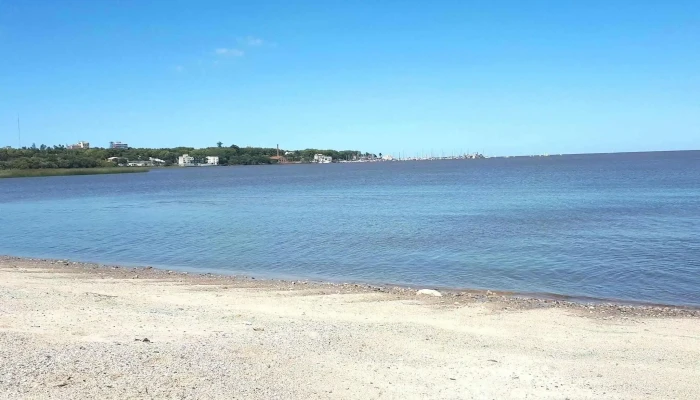 Las Tunas Beach Bar -  Comentario 8 - Col. del Sacramento