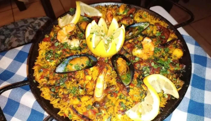Leonardo Etxea -  Paella - Punta del Este