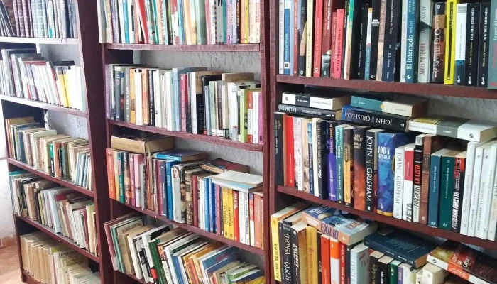 Libreria El Saber Aceptamos Donaciones De Libros Interior - Montevideo