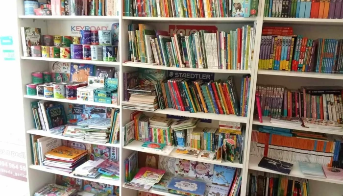 Libreria Garibaldi Del Propietario - Pando