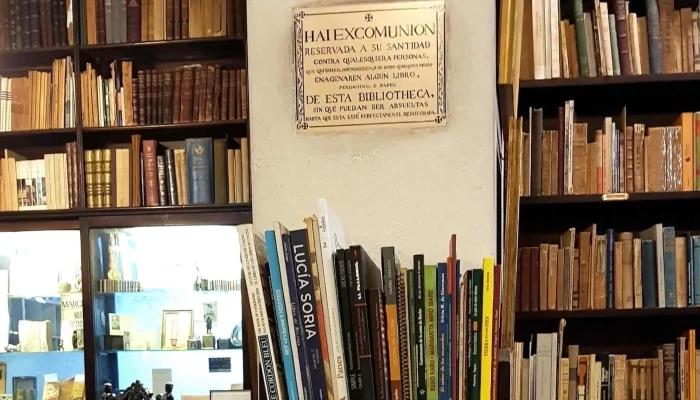 Librería Linardi Y Risso - Montevideo