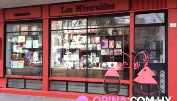 Libreria Los Miserables Interior - Montevideo