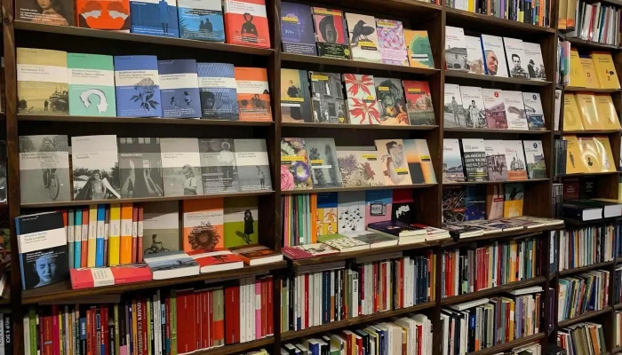 Libreria Montevideo Opiniones - Montevideo