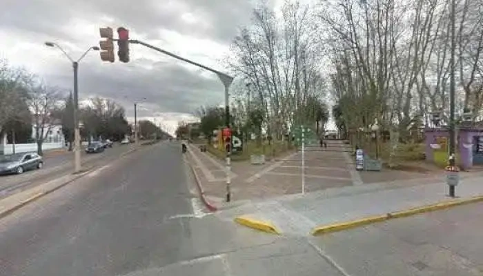 Libros De Charlie -  Direccion - San Carlos