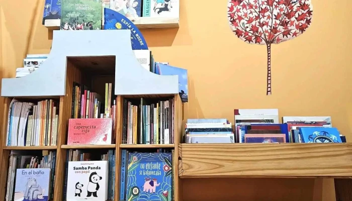 Libros Del Arbol Rojo Libro - Atlántida