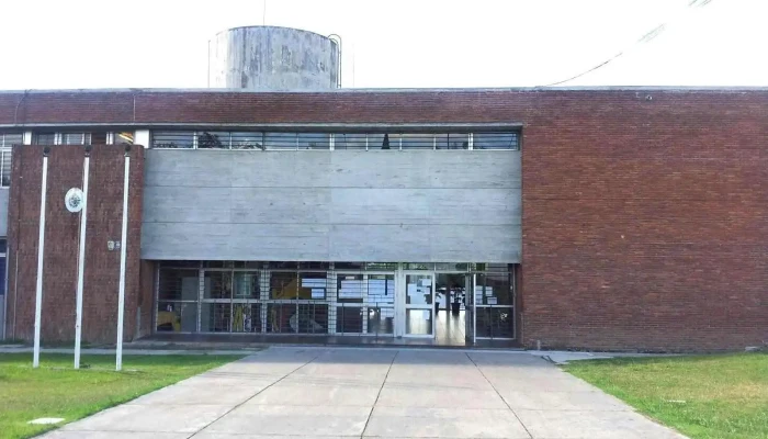 Liceo N°45 - Victor Bersanelli - Ruta 8 5852-5916