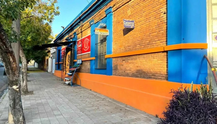 Lo De Isolino - Barraca Y Ferretería - Bella Unión