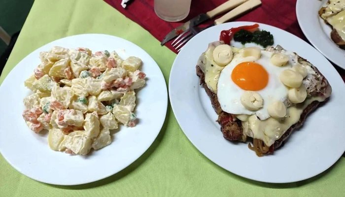 Lo Del Bocha -  Comidas Y Bebidas - Carreta Quemada