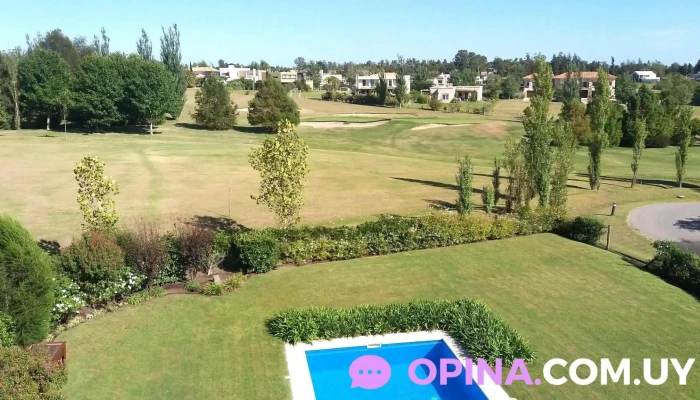 Lomas De La Tahona -  Servicios - Gral. Líber Seregni