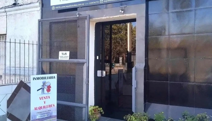 Loquebuscabas -  Exterior - Montevideo