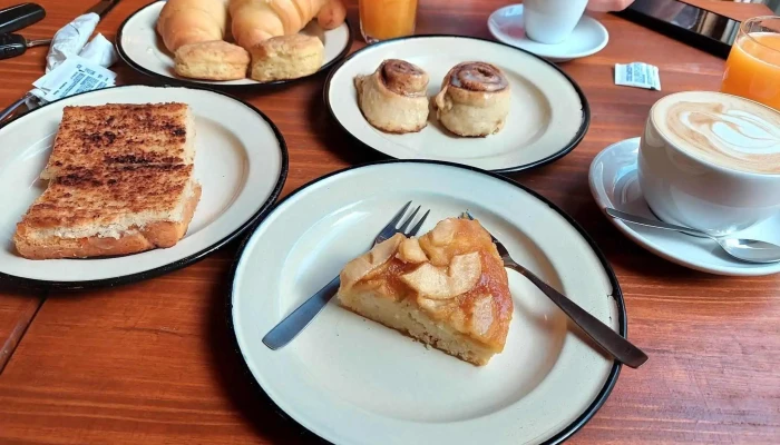 Lord Restaurant -  Comidas Y Bebidas - Montevideo