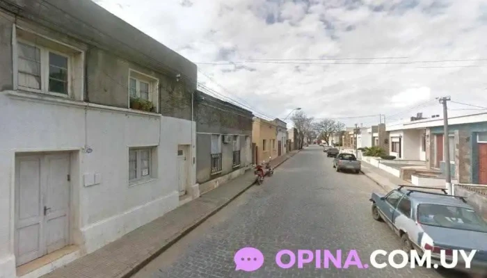 Lorena Guerra - 27000 Rocha