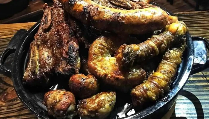 Los 5 Soles -  Comida Y Bebida - Montevideo