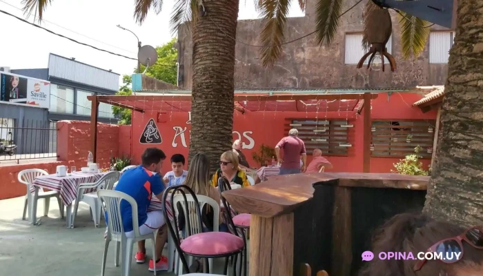 Los Amigos -  Ambiente - Bella Uni&oacute;n