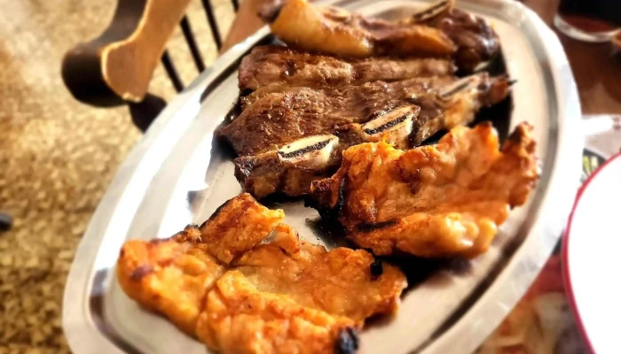 Los Faroles -  Comidas Y Bebidas - Dolores