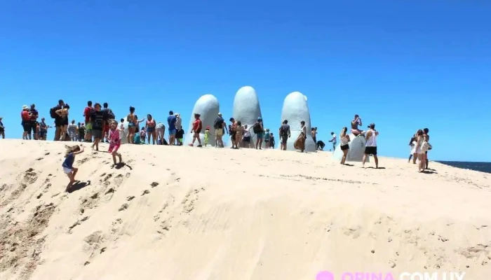 Los Tres Mosqueteros - Punta Del Este