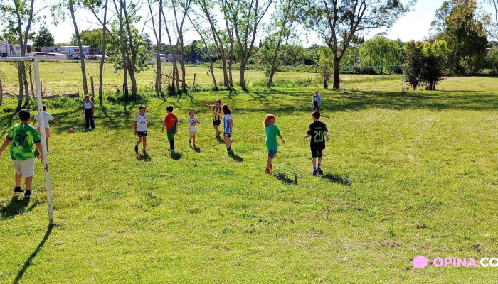 Lounge Salon Cuatro Vientos Todo - Montevideo