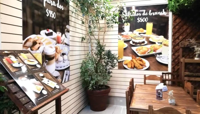 Lu -  Cafe Todo - Montevideo