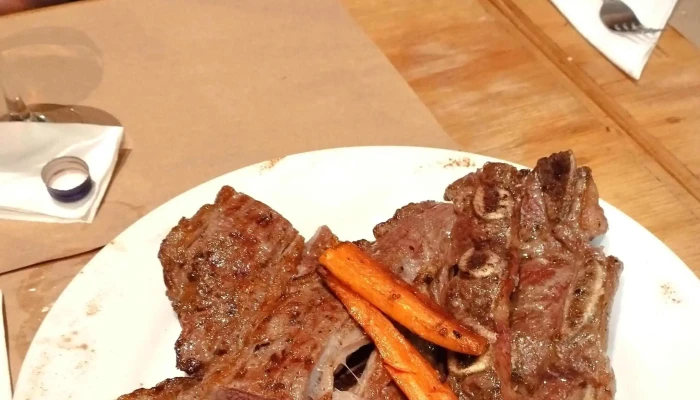 Lucien Parrilla -  Comentario 2 - Montevideo