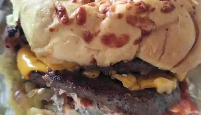 Macanudo -  Comida Y Bebida - Montevideo