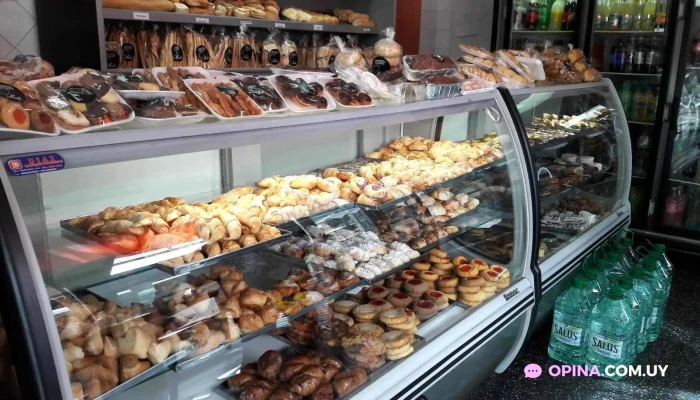 Malu Panaderia Confiteria Y Rotiseria Ambiente - Montevideo