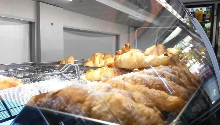 Malu Panaderia Confiteria Y Rotiseria Vitrina - Montevideo