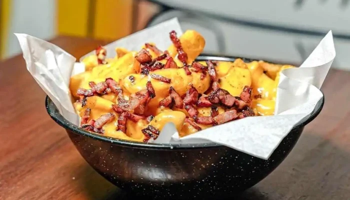 Maluco Bar -  Comida Y Bebida - Montevideo