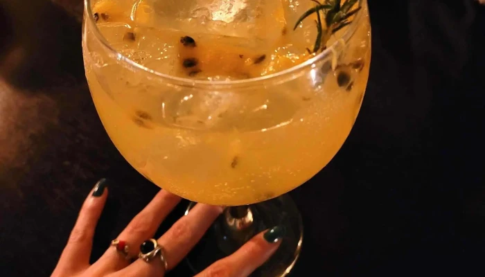 Manhattan -  Comentario 10 - Montevideo