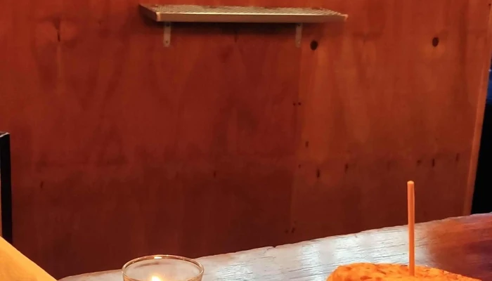 Manhattan Pub -  Comentario 6 - Guichón