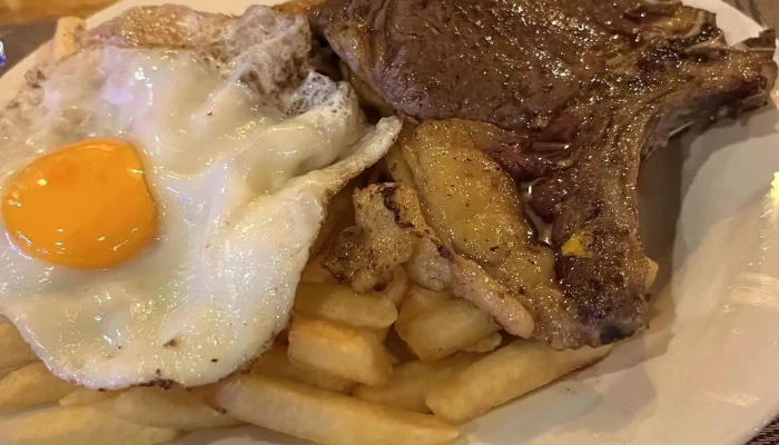 Manhattan Pub -  Todo - Guichón